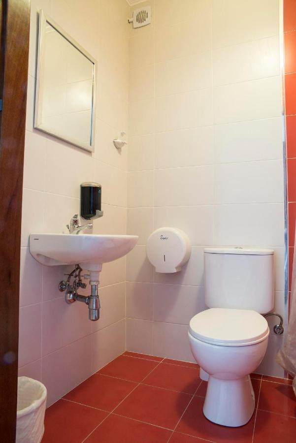 Mar De Fora Hostal *
